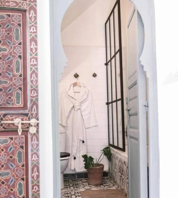 Riad Nadara, Superbe Riad Au Coeur De La Medina! มาร์ราเกช ภายนอก รูปภาพ